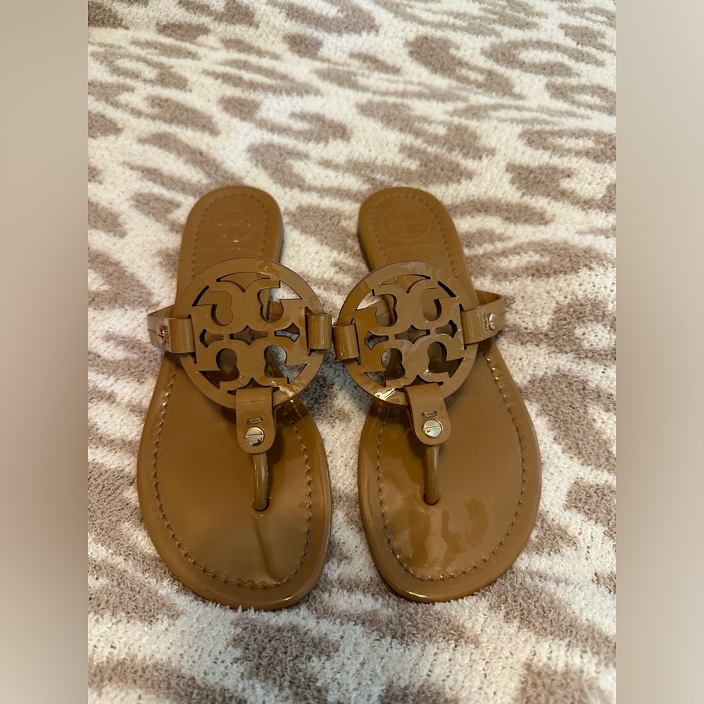 AUTHENTIC Tory Burch Miller slides excellent condition